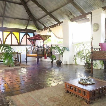 Bed and Breakfast Swahili House à Malindi Extérieur photo